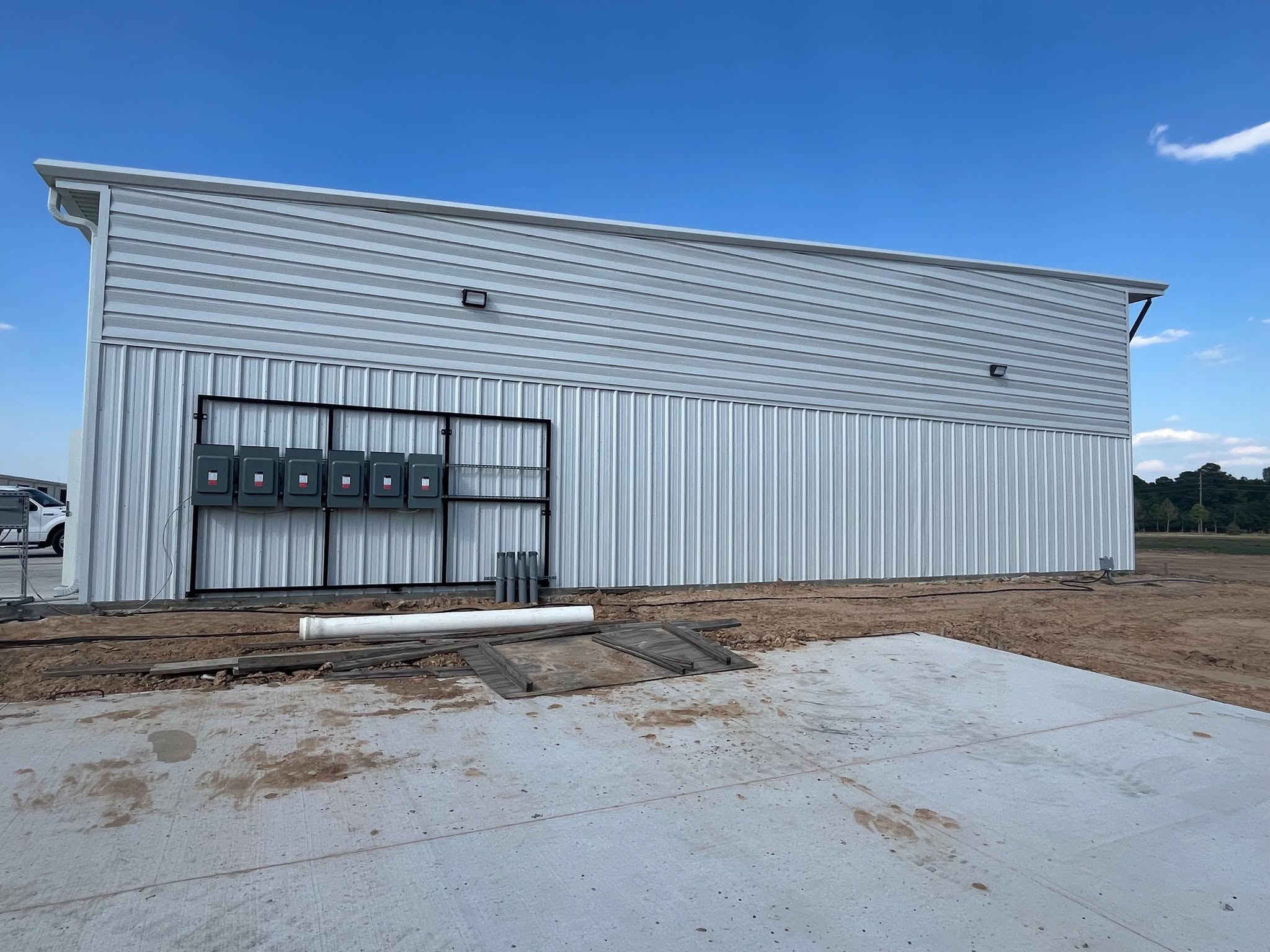 Exterior rack with disconnect enclosures on metal building